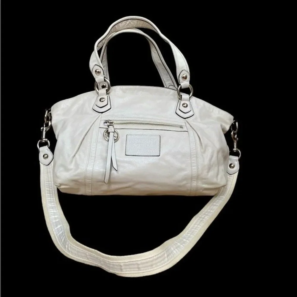 COACH  Legacy Poppy  Leather Rocker Crossbody Double Handles Ivory 16285
